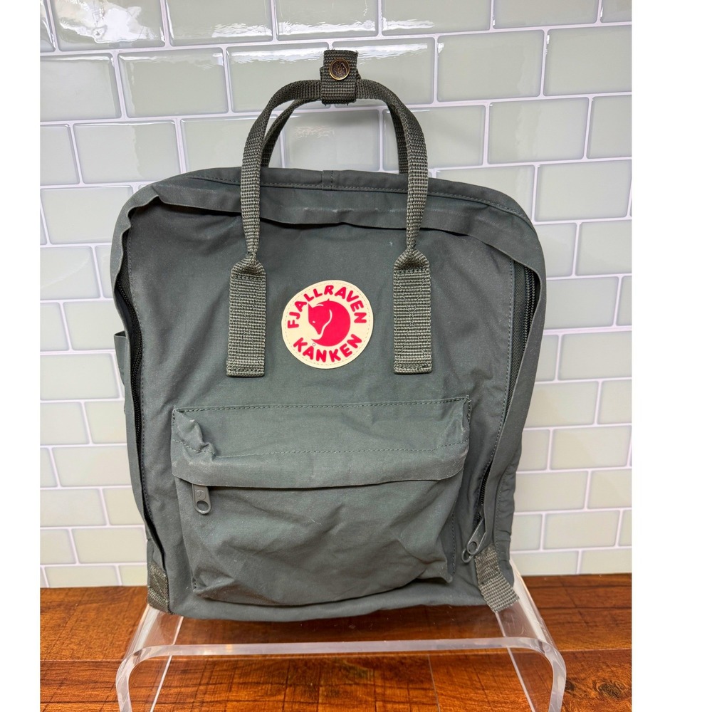 Fjällräven Kånken Classic 16L Backpack Sage Grey Green Frost Daypack